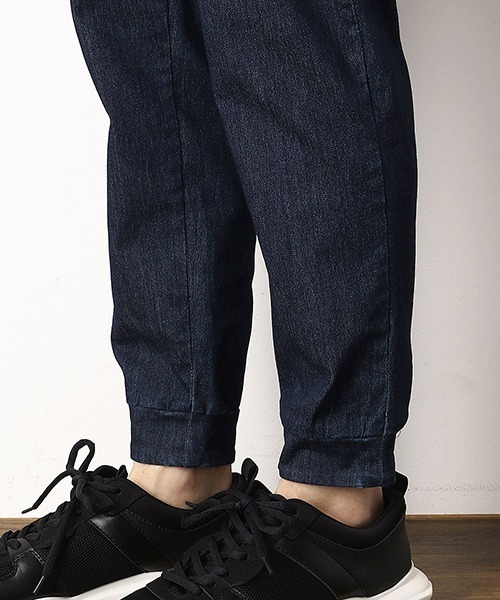 Purple&Yellow（パープルアンドイエロー）の「★ＴＶドラマ着用商品★ デニムジョガーパンツ（デニムパンツ・メンズ・ブルー系その他/ワンウォッシュ/ケミカルウォッシュ・MEDIUM/SMALL/LARGE/X-LARGE/X-SMALL）」の5枚目の写真