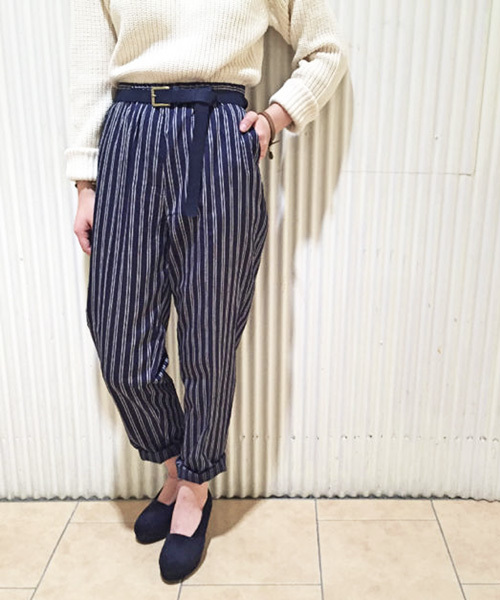 Kastane（カスタネ）の「【Kastane】イージーテーパードパンツ（その他パンツ・レディース・ネイビー/キャメル/その他18/ベージュ/グリーン・FREE）」の5枚目の写真