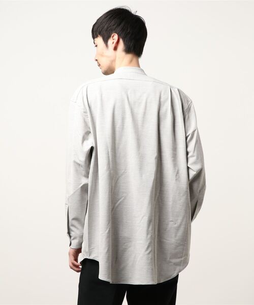 MEN'S BIGI（メンズビギ）の「シアサッカーフェイクプルオーバーシャツ（シャツ/ブラウス・メンズ・ブラック/グレー・01/03/02）」の4枚目の写真