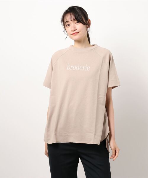 Samansa Mos2（サマンサ モスモス）の「スタンドネック刺繍ロゴTシャツ（シャツ/ブラウス・レディース・ベージュ/パープル/オフホワイト・ﾌﾘ-）」の3枚目の写真