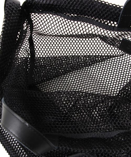 SYNG（シング）の「KNAPSACK (NYLON MESH) ナップサック/リュック（バックパック/リュック・メンズ・グレー/レッド/ベージュ/ブラック・FREE）」の5枚目の写真