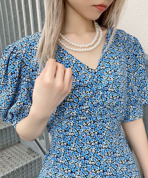 Figments（フィグメンツ）の「花柄ミニワンピース（ワンピース・レディース・ブルー・FREE）」の4枚目の写真