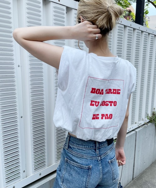 SPIRALGIRL(スパイラルガール)の「肩パット入りバックプリントノースリーブトップス(Tシャツ/カットソー・レディース・ブラック/オフホワイト・FREE)」の5枚目の写真