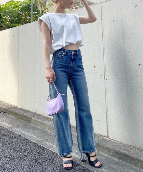 SPIRALGIRL(スパイラルガール)の「肩パット入りバックプリントノースリーブトップス(Tシャツ/カットソー・レディース・ブラック/オフホワイト・FREE)」の11枚目の写真