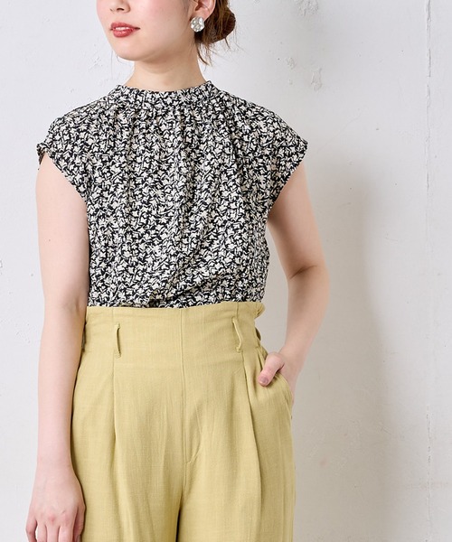 natural couture(ナチュラルクチュール)の「前後2WAYノースリーブビッグボータイブラウス(シャツ/ブラウス・レディース・オフホワイト/モカ/サックスブルー/ラベンダー/その他1/その他2・FREE)」の6枚目の写真