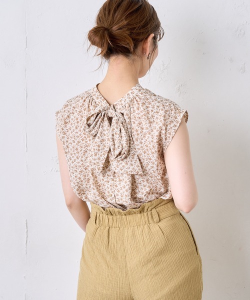 natural couture(ナチュラルクチュール)の「前後2WAYノースリーブビッグボータイブラウス(シャツ/ブラウス・レディース・オフホワイト/モカ/サックスブルー/ラベンダー/その他1/その他2・FREE)」の14枚目の写真