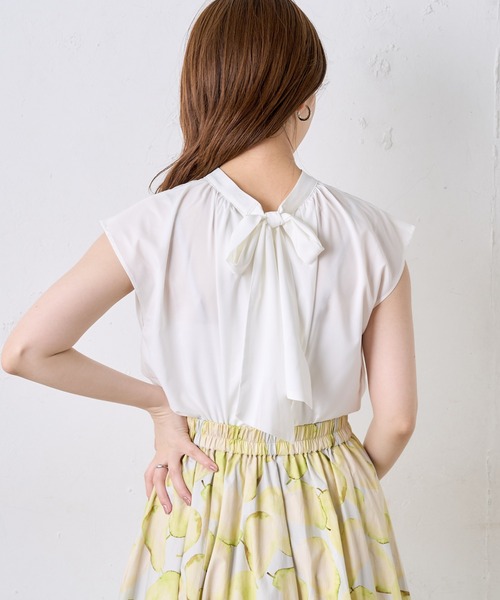 natural couture(ナチュラルクチュール)の「前後2WAYノースリーブビッグボータイブラウス(シャツ/ブラウス・レディース・オフホワイト/モカ/サックスブルー/ラベンダー/その他1/その他2・FREE)」の12枚目の写真