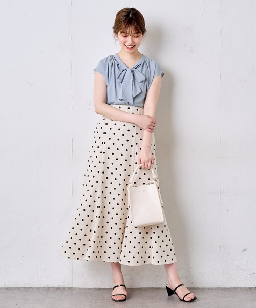 natural couture(ナチュラルクチュール)の「前後2WAYノースリーブビッグボータイブラウス(シャツ/ブラウス・レディース・オフホワイト/モカ/サックスブルー/ラベンダー/その他1/その他2・FREE)」の21枚目の写真