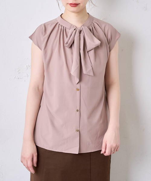 natural couture(ナチュラルクチュール)の「前後2WAYノースリーブビッグボータイブラウス(シャツ/ブラウス・レディース・オフホワイト/モカ/サックスブルー/ラベンダー/その他1/その他2・FREE)」の10枚目の写真