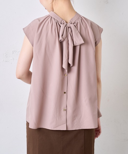 natural couture(ナチュラルクチュール)の「前後2WAYノースリーブビッグボータイブラウス(シャツ/ブラウス・レディース・オフホワイト/モカ/サックスブルー/ラベンダー/その他1/その他2・FREE)」の11枚目の写真