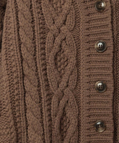 PAGEBOY（ページボーイ）の「ケーブルVネックカーディガン（ニット/セーター・レディース・オフホワイト/ブラック/ブラウン系その他/グレイッシュベージュ・FREE）」の10枚目の写真