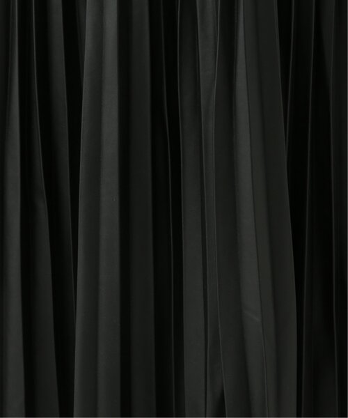 RAY CASSIN（レイカズン）の「フェイクレザープリーツスカート（スカート・レディース・ブラウン/グレイッシュベージュ/ブラック・FREE）」の7枚目の写真