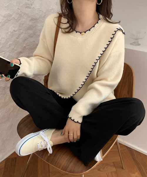 emi+（エミプラス）の「配色ハンドステッチ風ニットトップス（ニット/セーター・レディース・アイボリー/ブラウン/ベージュ/カーキ/ブラック/ブルーグレー・FREE）」の16枚目の写真