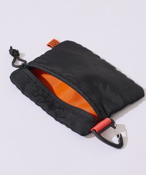 UNIVERSAL OVERALL（ユニバーサルオーバーオール）の「【UNIVERSAL OVERALL/ユニバーサルオーバーオール】別注マルチストラップショルダー（ショルダーバッグ・メンズ・ブラック/パープル/ブラウン/カーキ/オレンジ・ONE SIZE）」の13枚目の写真