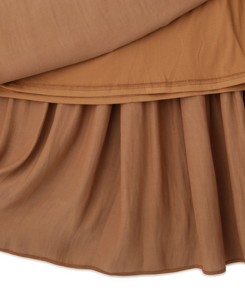 NATURAL BEAUTY BASIC（ナチュラルビューティーベーシック）の「サテンレイヤードスカート/0171220880（スカート・レディース・オフホワイト/グリーン/キャメル・SMALL/MEDIUM）」の22枚目の写真