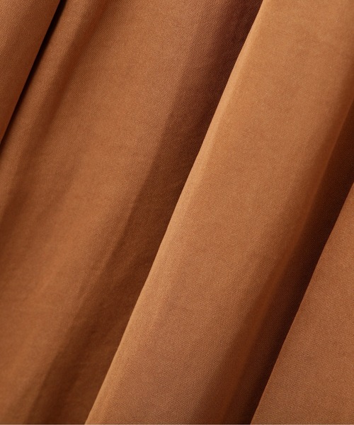 NATURAL BEAUTY BASIC（ナチュラルビューティーベーシック）の「サテンレイヤードスカート/0171220880（スカート・レディース・オフホワイト/グリーン/キャメル・SMALL/MEDIUM）」の17枚目の写真