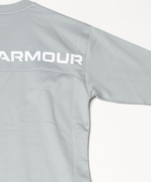 UNDER ARMOUR（アンダーアーマー）の「アンダーアーマー UA ARMOUR FLEECE Oversized Crew（スウェット・レディース・ライトグレー/ブラック/ホワイト・L/M/XL/S）」の6枚目の写真