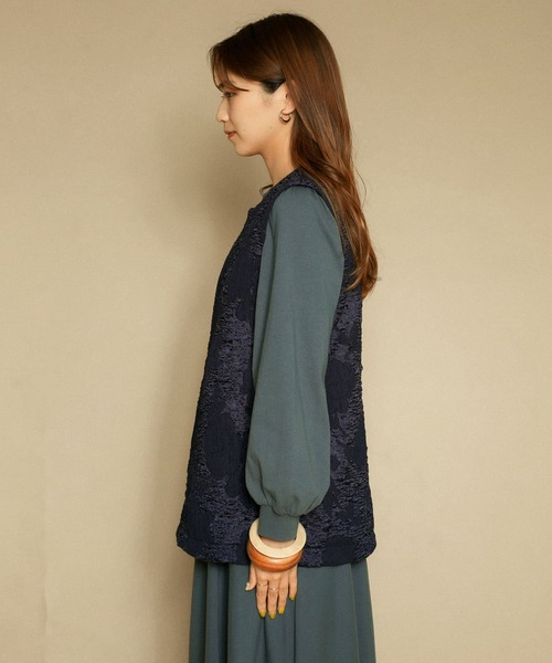 KBF（ケイビーエフ）の「ジャガードベスト（ベスト・レディース・アイボリー/ネイビー・ONE）」の17枚目の写真