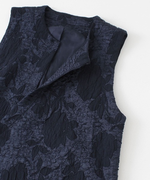 KBF（ケイビーエフ）の「ジャガードベスト（ベスト・レディース・アイボリー/ネイビー・ONE）」の8枚目の写真