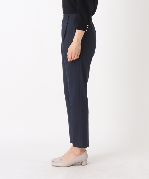 index（インデックス）の「◆DELEGANTタックテーパードパンツ【WEB限定サイズ】（スーツパンツ・レディース・ネイビー/ライトベージュ/ブラック系1/ライトオレンジ系・38/40/36/42）」の8枚目の写真