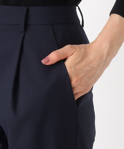 index（インデックス）の「◆DELEGANTタックテーパードパンツ【WEB限定サイズ】（スーツパンツ・レディース・ネイビー/ライトベージュ/ブラック系1/ライトオレンジ系・38/40/36/42）」の10枚目の写真
