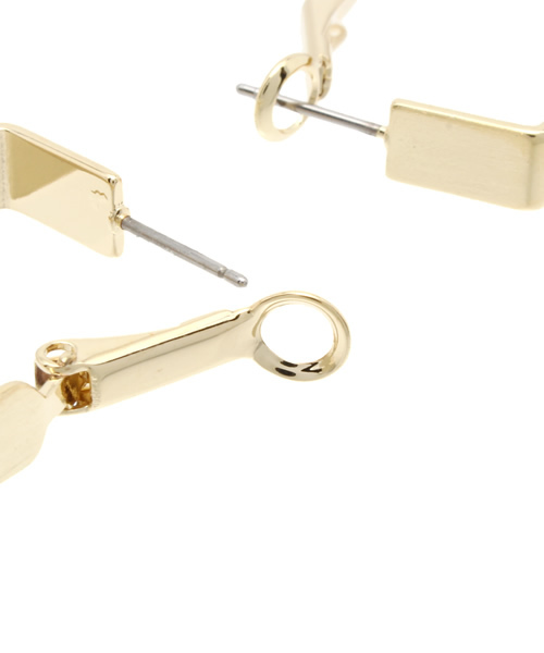 CIAOPANIC（チャオパニック）の「【Ciaopanic】長方形ピアス（ピアス（両耳用）・レディース・ゴールド・FREE）」の4枚目の写真