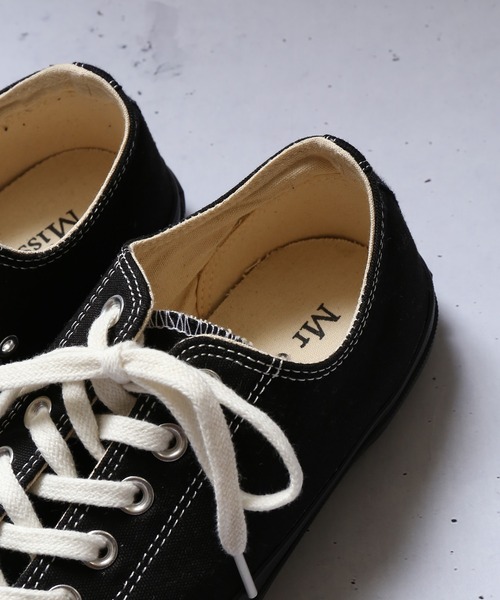 SPINNS（スピンズ）の「ゴムソール キャンバススニーカー（スニーカー・メンズ・ブラック/アイボリー・M/L）」の11枚目の写真