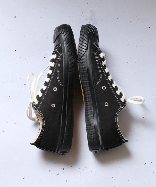 SPINNS（スピンズ）の「ゴムソール キャンバススニーカー（スニーカー・メンズ・ブラック/アイボリー・M/L）」の6枚目の写真