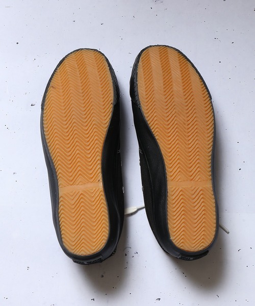 SPINNS（スピンズ）の「ゴムソール キャンバススニーカー（スニーカー・メンズ・ブラック/アイボリー・M/L）」の7枚目の写真