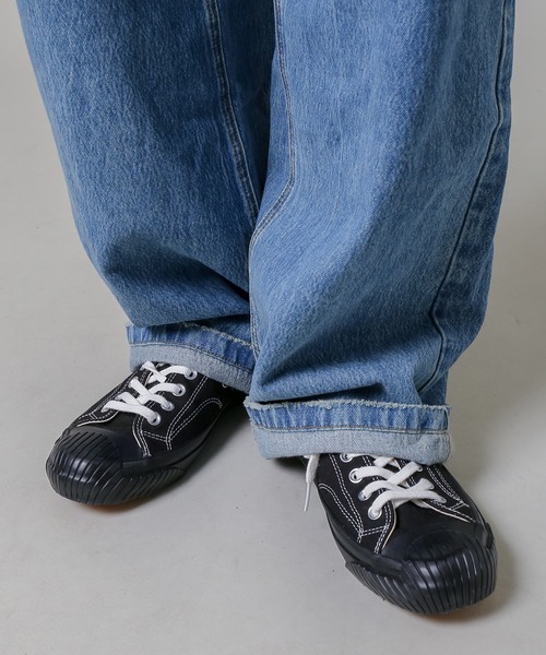 SPINNS（スピンズ）の「ゴムソール キャンバススニーカー（スニーカー・メンズ・ブラック/アイボリー・M/L）」の12枚目の写真