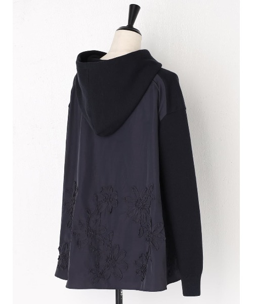 BEARDSLEY（ビアズリー）の「テープ刺繍ニットパーカー（パーカー・レディース・サンドベージュ/ネイビー・FREE）」の19枚目の写真