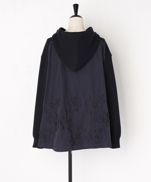 BEARDSLEY（ビアズリー）の「テープ刺繍ニットパーカー（パーカー・レディース・サンドベージュ/ネイビー・FREE）」の22枚目の写真