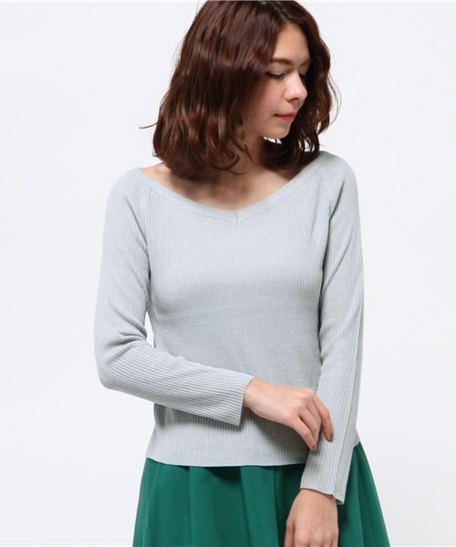 WEGO（ウィゴー）の「WEGO/オフショルVネックニット（ニット/セーター・レディース・ホワイト/ホワイト系その他/ブラック系その他/サックスブルー/ブルー系その他/トリコロール・FREE）」の18枚目の写真