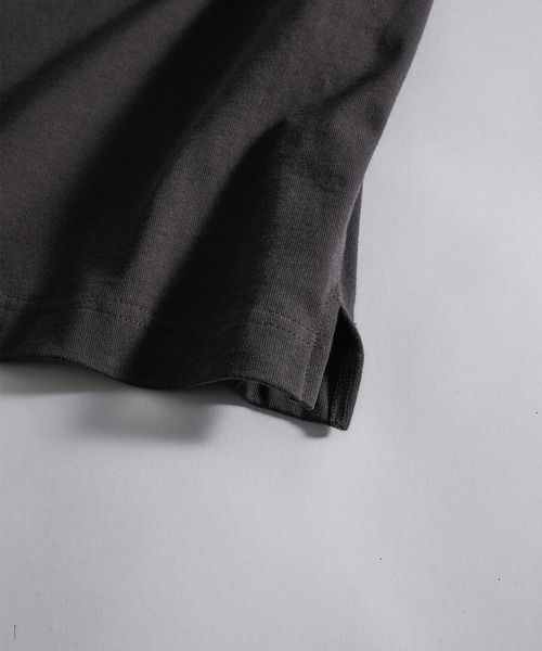 RUUBON（ルーボン）の「【RUUBON】rustic basic big Tee / ラスティック ベーシック ビッグ Tシャツ（Tシャツ/カットソー・メンズ・ホワイト/ブラック/グレー/グレー系/オフホワイト/チャコールグレー/グレイッシュブルー/グレイッシュベージュ/ホワイト×ブラック/ダークグリーン/ブラック×ホワイト/ライトブルー/ホワイト系1・S/M/L）」の14枚目の写真