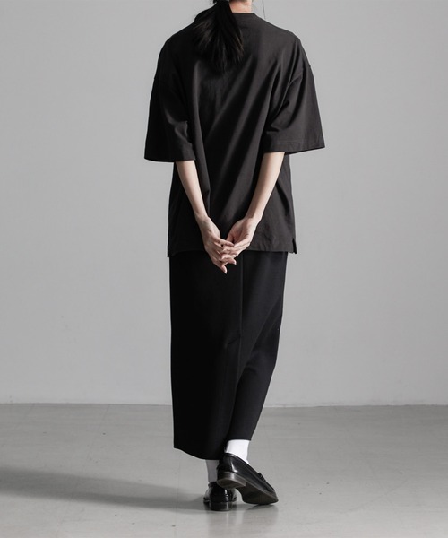 RUUBON（ルーボン）の「【RUUBON】rustic basic big Tee / ラスティック ベーシック ビッグ Tシャツ（Tシャツ/カットソー・メンズ・ホワイト/ブラック/グレー/グレー系/オフホワイト/チャコールグレー/グレイッシュブルー/グレイッシュベージュ/ホワイト×ブラック/ダークグリーン/ブラック×ホワイト/ライトブルー/ホワイト系1・S/M/L）」の21枚目の写真