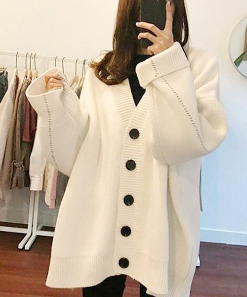 Amulet（アミュレット）の「オーバーサイズニットカーディガン（カーディガン/ボレロ・レディース・ホワイト/グリーン/グレー/レッド/ベージュ/パープル/ブラック/ブルー/ブラウン・FREE）」の21枚目の写真