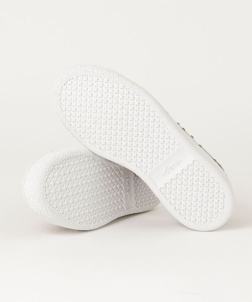 +diana（プラスダイアナ）の「極小スタッズメタリックスニーカー（スニーカー・レディース・ゴールド/ブロンズ・21.5cm/23.5cm/23.0cm/22.0cm/24.0cm/22.5cm/24.5cm）」の4枚目の写真