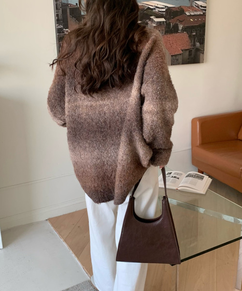 emi+（エミプラス）の「グラデーションカラーニットプルオーバー（ニット/セーター・レディース・パープル/グレー/ブルー/ブラウン/ブルーグレー/カーキ/キャメル/ライトカーキ・FREE）」の13枚目の写真