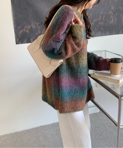 emi+（エミプラス）の「グラデーションカラーニットプルオーバー（ニット/セーター・レディース・パープル/グレー/ブルー/ブラウン/ブルーグレー/カーキ/キャメル/ライトカーキ・FREE）」の10枚目の写真