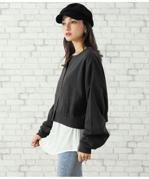 CHILLE（チル）の「裏毛2WAYクロップドトップスカットソー（スウェット・レディース・ブルー/アイボリー/スミクロ・FREE）」の10枚目の写真