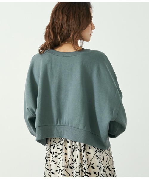 CHILLE（チル）の「裏毛2WAYクロップドトップスカットソー（スウェット・レディース・ブルー/アイボリー/スミクロ・FREE）」の12枚目の写真