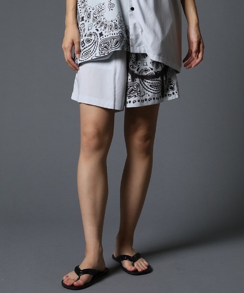 STUD MUFFIN(スタッドマフィン)の「mp9545-バンダナ柄-無地TRサテン バミューダパンツ(その他パンツ・メンズ・ライトグレー/ブラック・2/3)」の18枚目の写真