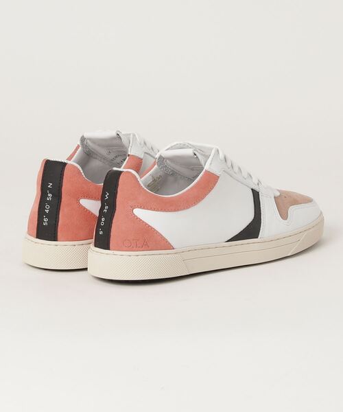 O.T.A（オーティーエー）の「GLENCOE/グレンコー ナチュラルレザー/スエードレザー (UNISEX)（スニーカー・レディース・ホワイト系その他・37/41/40/43/36/39/42/38）」の3枚目の写真