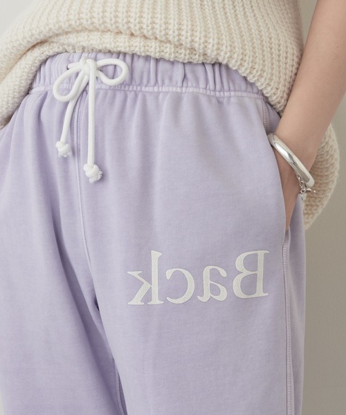 Whim Gazette（ウィムガゼット）の「【StandAlone】ロゴスウェットパンツ（スウェットパンツ・レディース・バイオレット・2）」の9枚目の写真