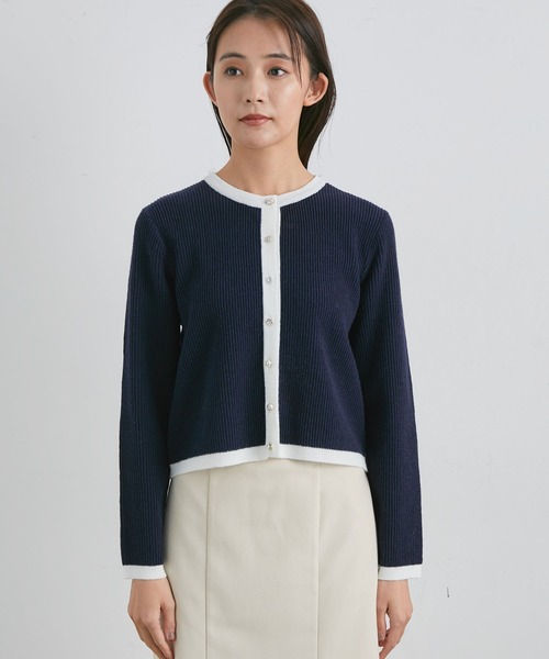 vis-`a-vis（ビサビ）の「【WEB限定】いろいろ釦バイカラー短丈クルーカーディガン（カーディガン/ボレロ・レディース・ホワイト/ネイビー/ピンク・FREE）」の6枚目の写真