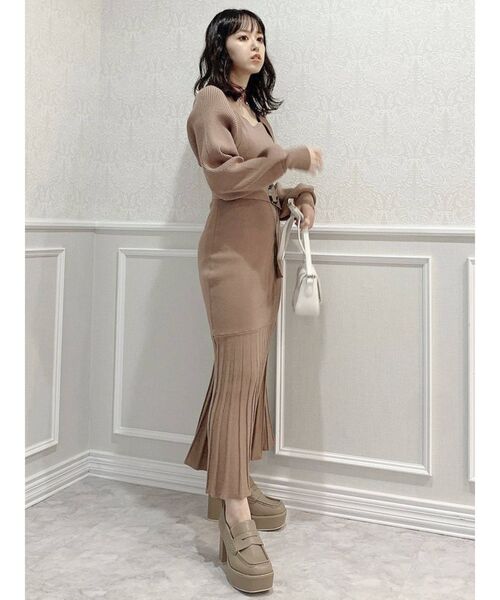 dazzlin（ダズリン）の「ボレロデザインマーメイドニットワンピース（ワンピース・レディース・ブラック/ブラウン/ラベンダー・FREE）」の17枚目の写真