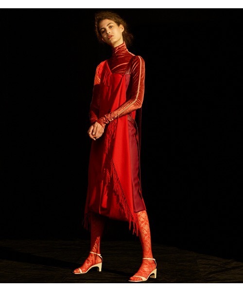 iRENE（アイレネ）の「Fringe Scarf Dress（ワンピース・レディース・レッド/マルチ・36）」の2枚目の写真