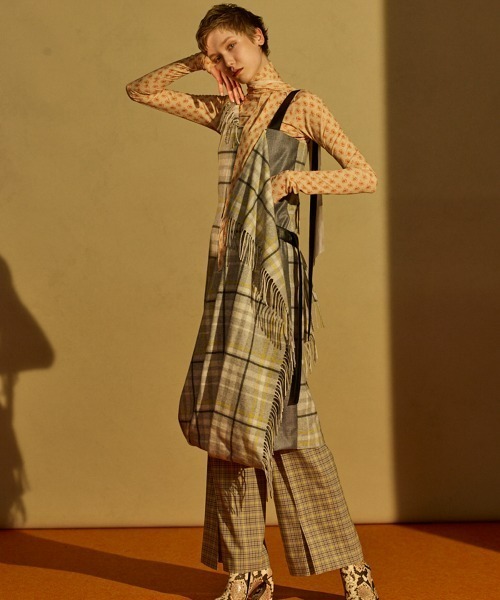 iRENE（アイレネ）の「Fringe Scarf Dress（ワンピース・レディース・レッド/マルチ・36）」の6枚目の写真