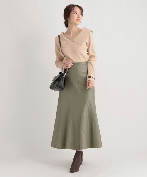 Andemiu（アンデミュウ）の「ビックエリニット264124（ニット/セーター・レディース・ブラック/アイボリー/ラベンダー/ベージュ・FREE）」の15枚目の写真