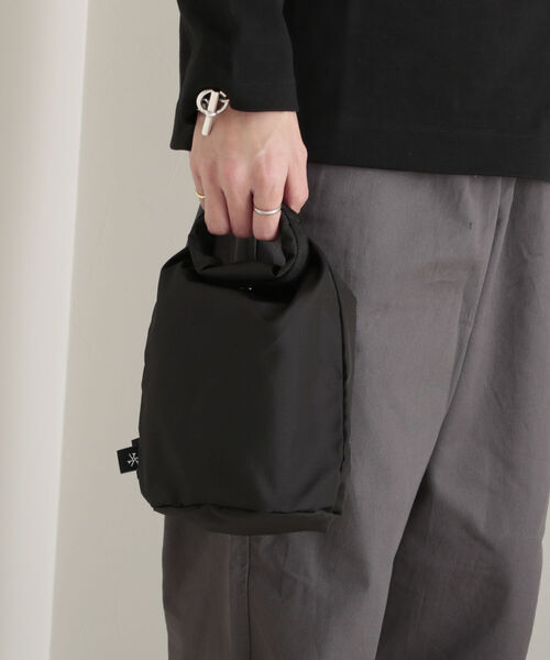 GLOSTER(グロスター)の「【GLOSTER/グロスター】コーデュラリップ ポーチS(ショルダーバッグ・メンズ・ブラック/ライトグレー・FREE)」の16枚目の写真